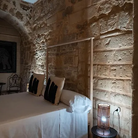 I Ruderi Di Santa Maria Del Buon Consiglio *