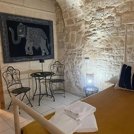 Konukevi I Ruderi Di Santa Maria Del Buon Consiglio